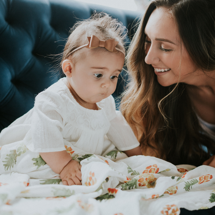Little unicorn swaddle deals canada